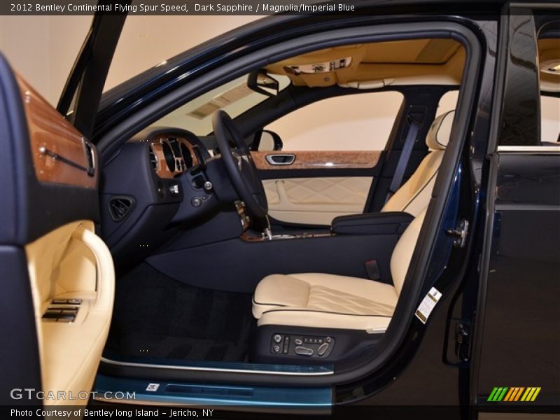  2012 Continental Flying Spur Speed Magnolia/Imperial Blue Interior