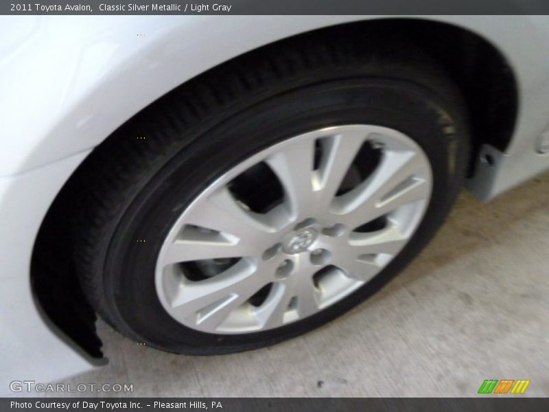 Classic Silver Metallic / Light Gray 2011 Toyota Avalon