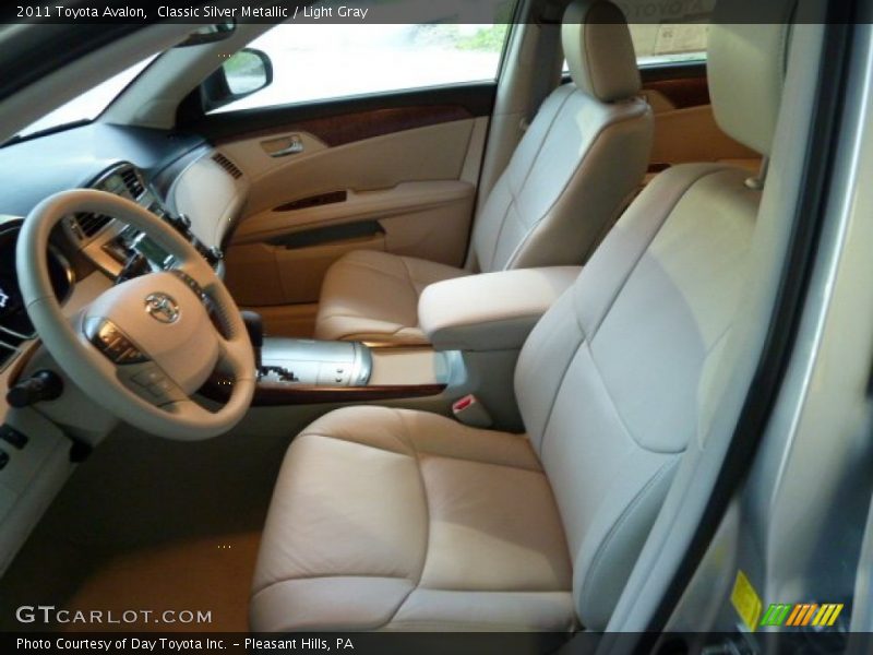 Classic Silver Metallic / Light Gray 2011 Toyota Avalon