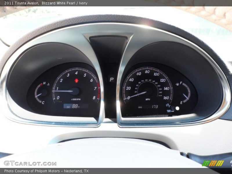 Blizzard White Pearl / Ivory 2011 Toyota Avalon