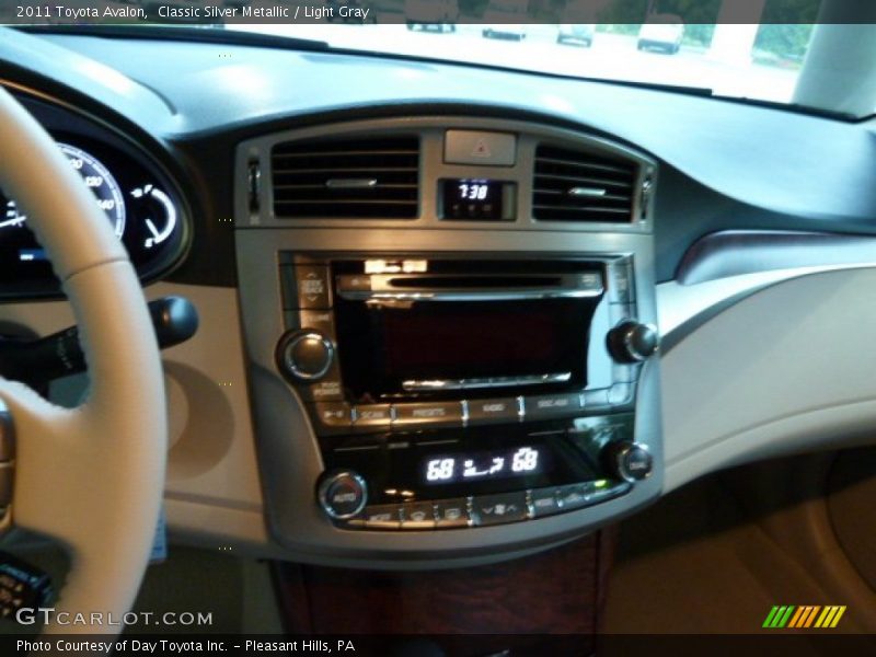 Classic Silver Metallic / Light Gray 2011 Toyota Avalon