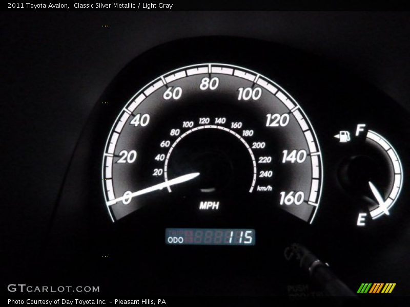 Classic Silver Metallic / Light Gray 2011 Toyota Avalon