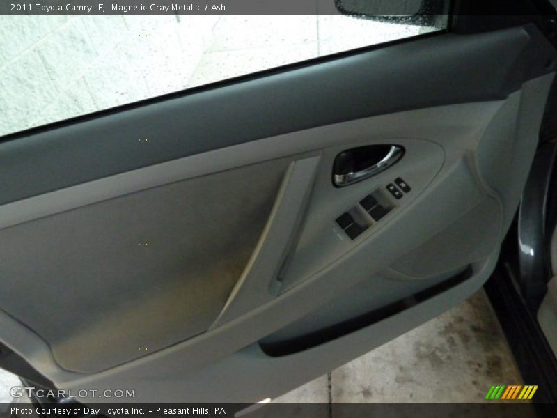 Magnetic Gray Metallic / Ash 2011 Toyota Camry LE