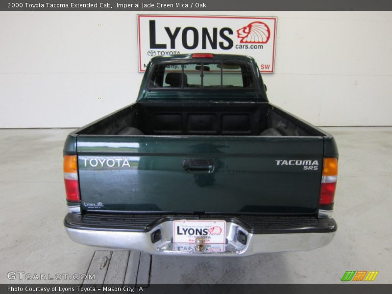 Imperial Jade Green Mica / Oak 2000 Toyota Tacoma Extended Cab