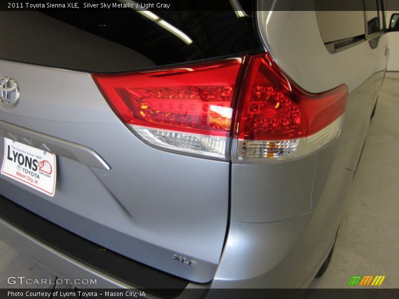 Silver Sky Metallic / Light Gray 2011 Toyota Sienna XLE