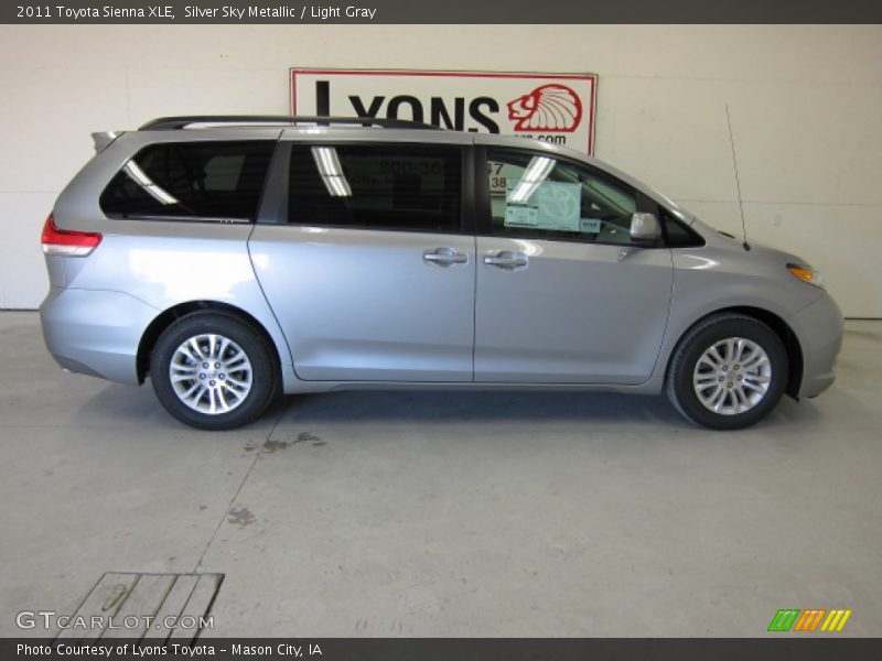 Silver Sky Metallic / Light Gray 2011 Toyota Sienna XLE