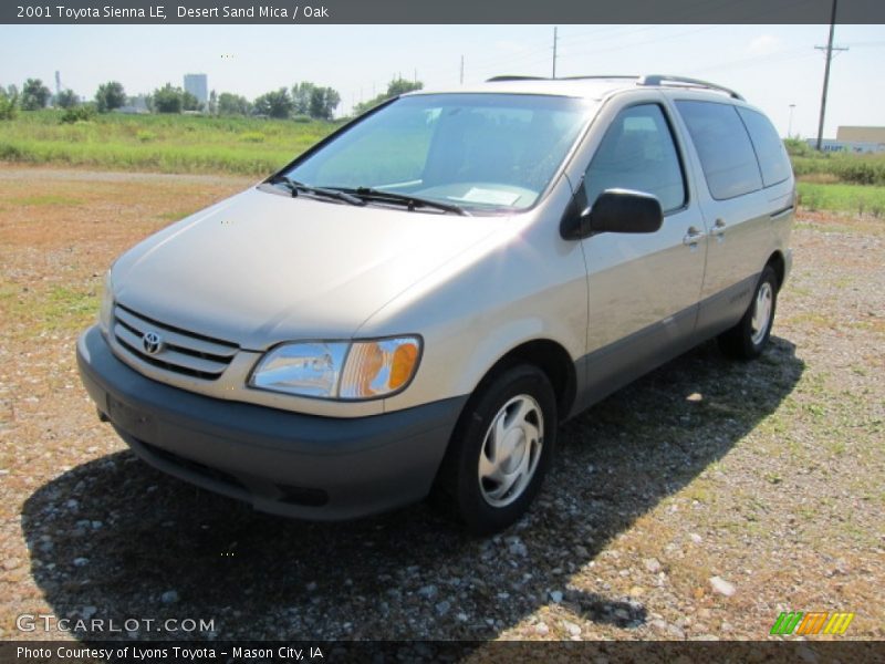 Desert Sand Mica / Oak 2001 Toyota Sienna LE