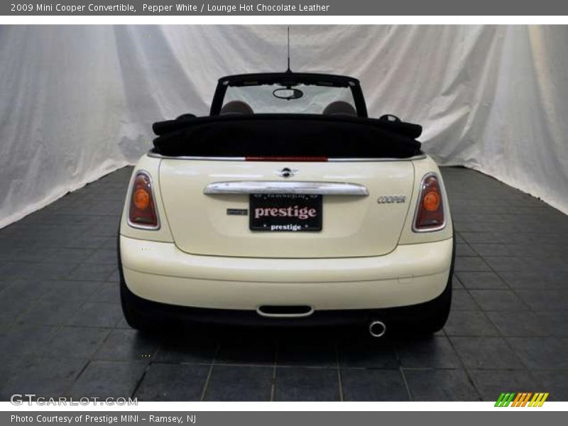 Pepper White / Lounge Hot Chocolate Leather 2009 Mini Cooper Convertible