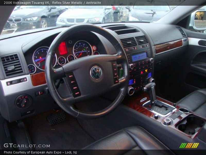 Reflex Silver Metallic / Anthracite 2006 Volkswagen Touareg V6