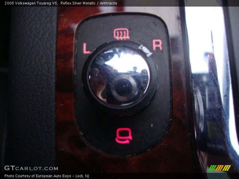 Reflex Silver Metallic / Anthracite 2006 Volkswagen Touareg V6
