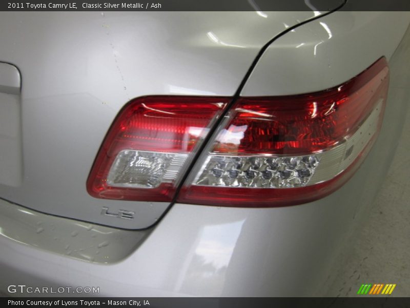Classic Silver Metallic / Ash 2011 Toyota Camry LE