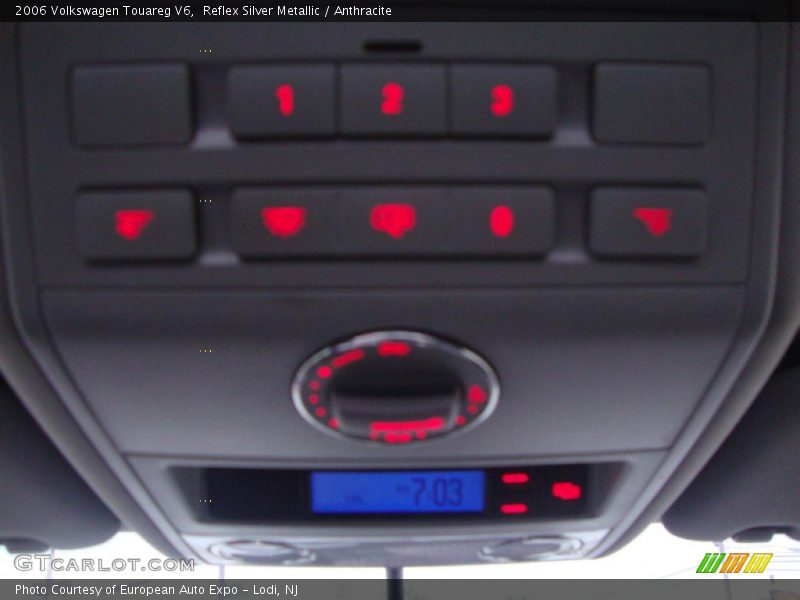 Reflex Silver Metallic / Anthracite 2006 Volkswagen Touareg V6