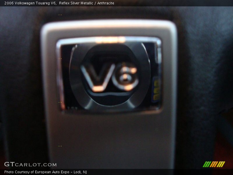 Reflex Silver Metallic / Anthracite 2006 Volkswagen Touareg V6