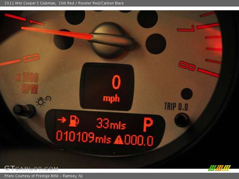 Chili Red / Rooster Red/Carbon Black 2011 Mini Cooper S Clubman