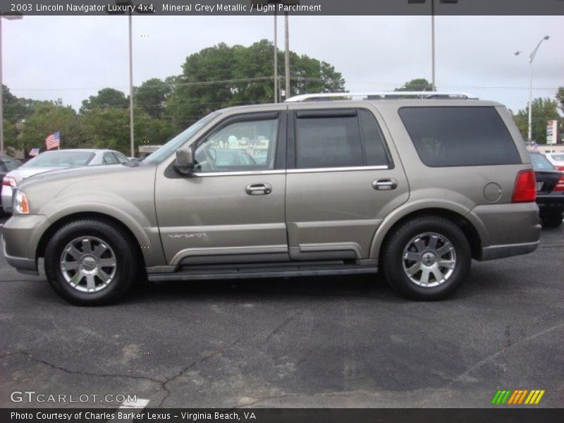 Mineral Grey Metallic / Light Parchment 2003 Lincoln Navigator Luxury 4x4