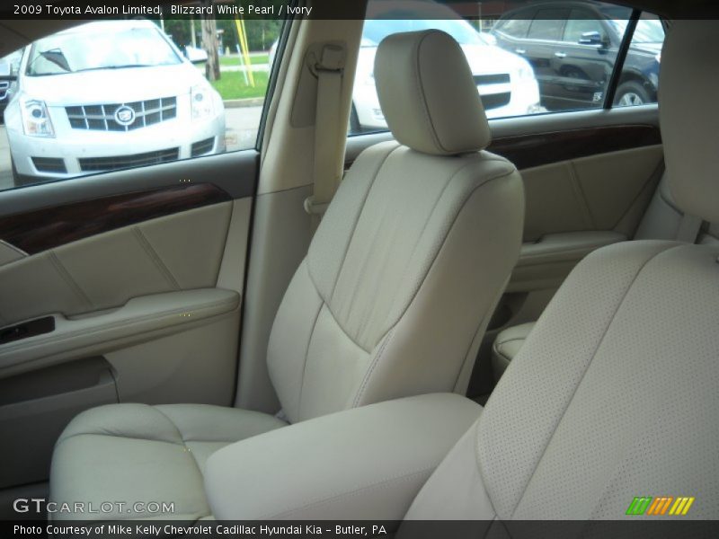 Blizzard White Pearl / Ivory 2009 Toyota Avalon Limited