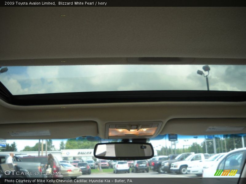 Blizzard White Pearl / Ivory 2009 Toyota Avalon Limited