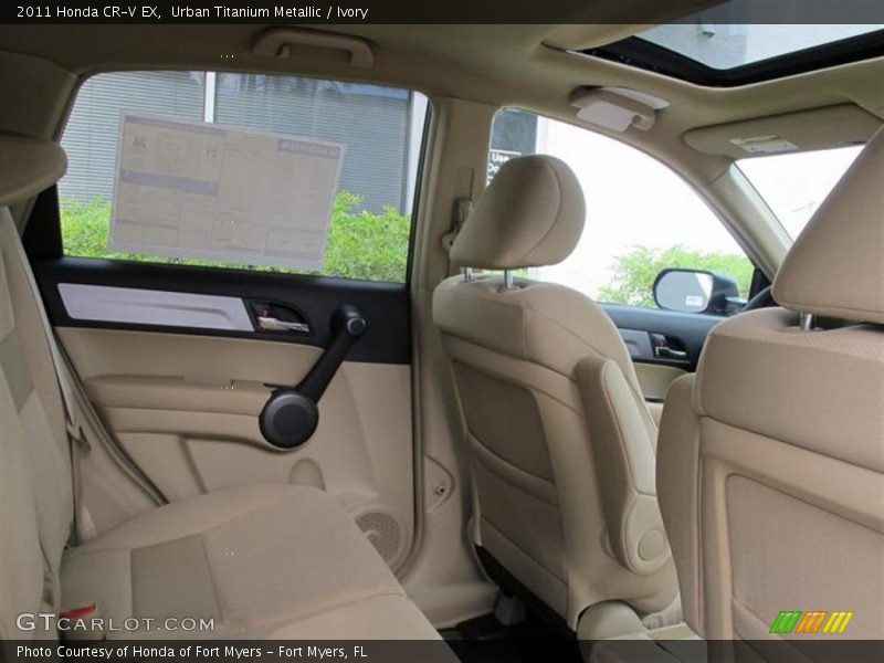 Urban Titanium Metallic / Ivory 2011 Honda CR-V EX