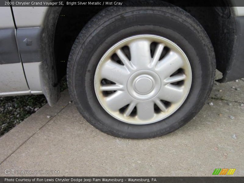  2000 Grand Voyager SE Wheel