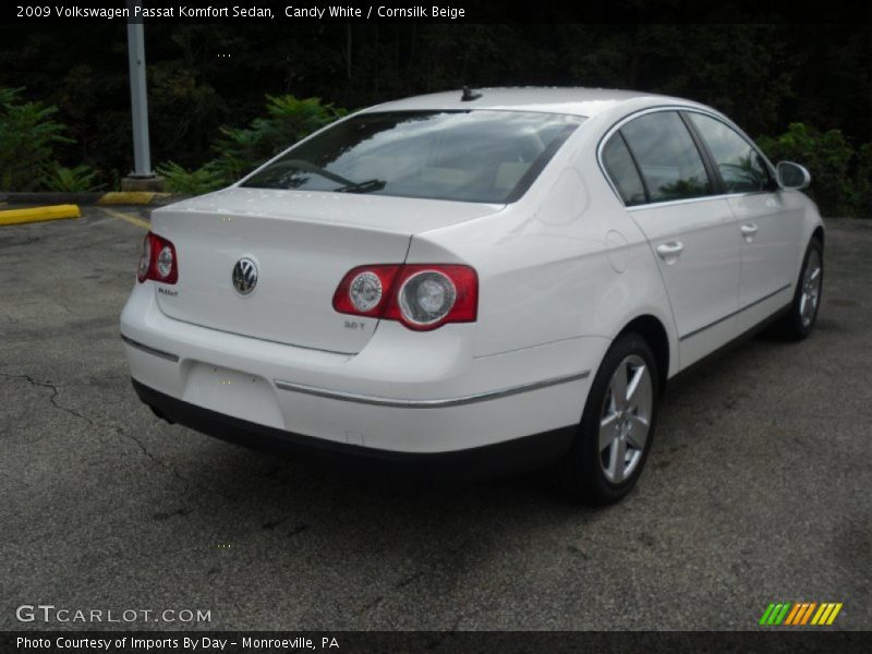 Candy White / Cornsilk Beige 2009 Volkswagen Passat Komfort Sedan