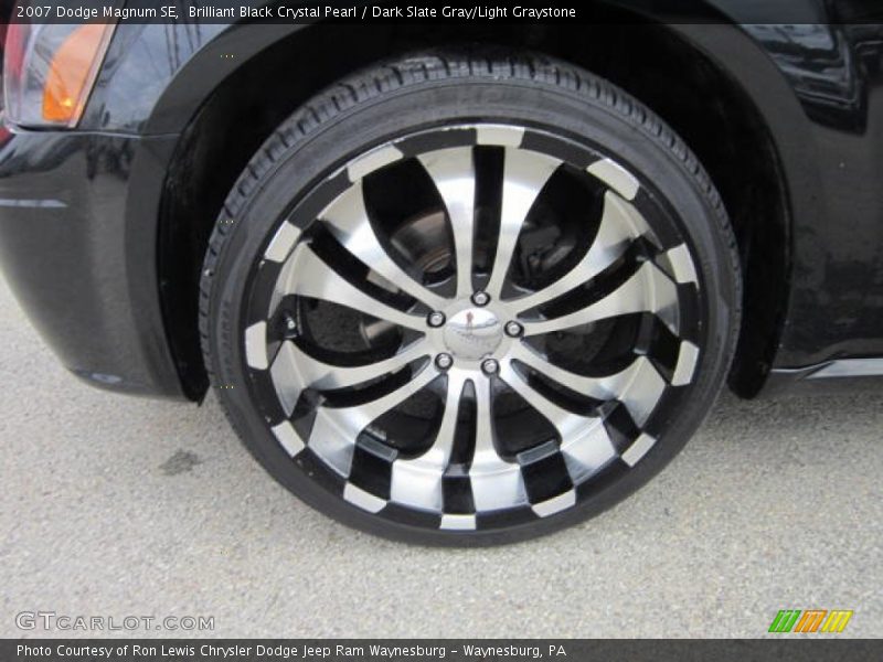 Custom Wheels of 2007 Magnum SE