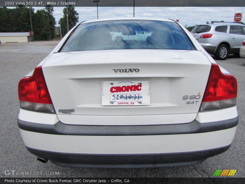 White / Graphite 2003 Volvo S60 2.4T