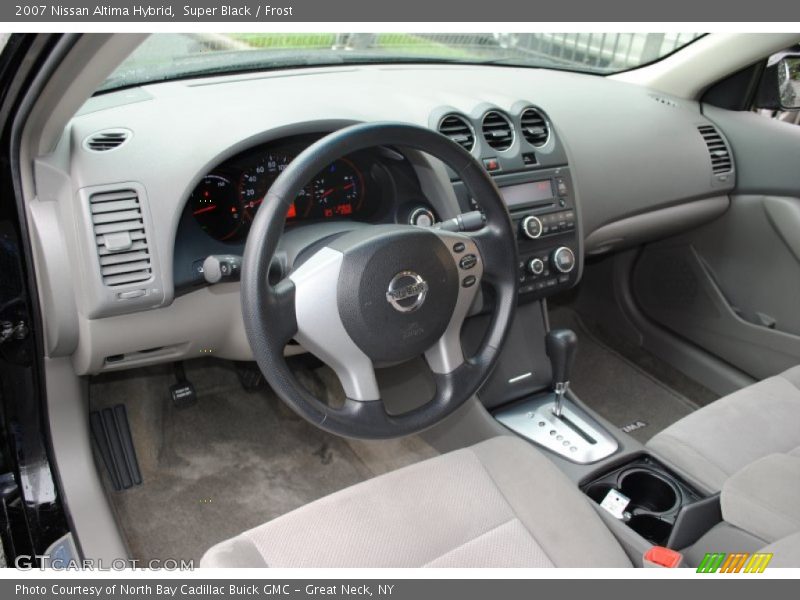 Dashboard of 2007 Altima Hybrid