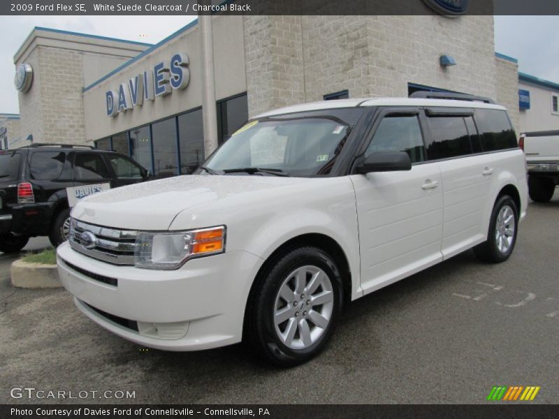 White Suede Clearcoat / Charcoal Black 2009 Ford Flex SE