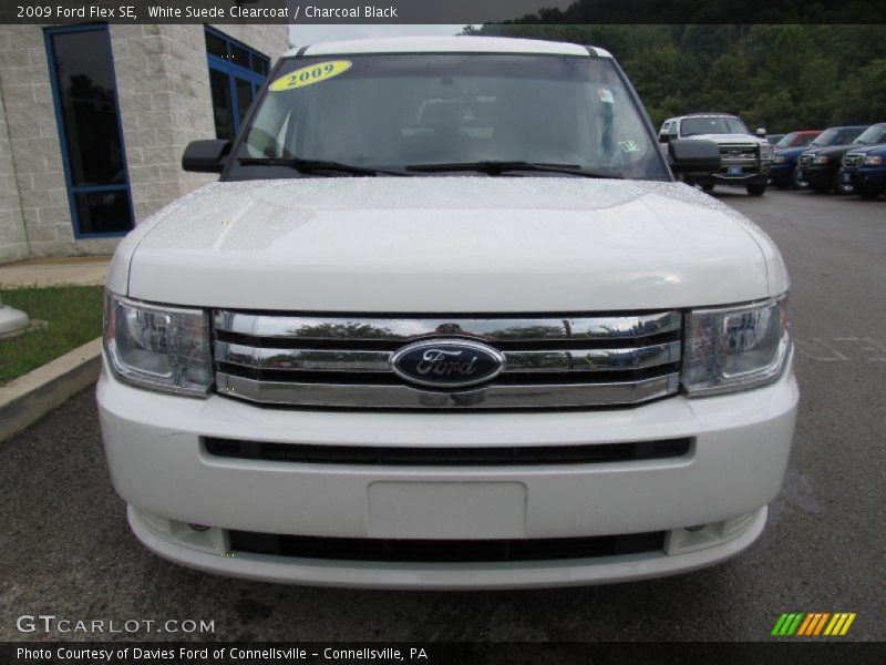 White Suede Clearcoat / Charcoal Black 2009 Ford Flex SE
