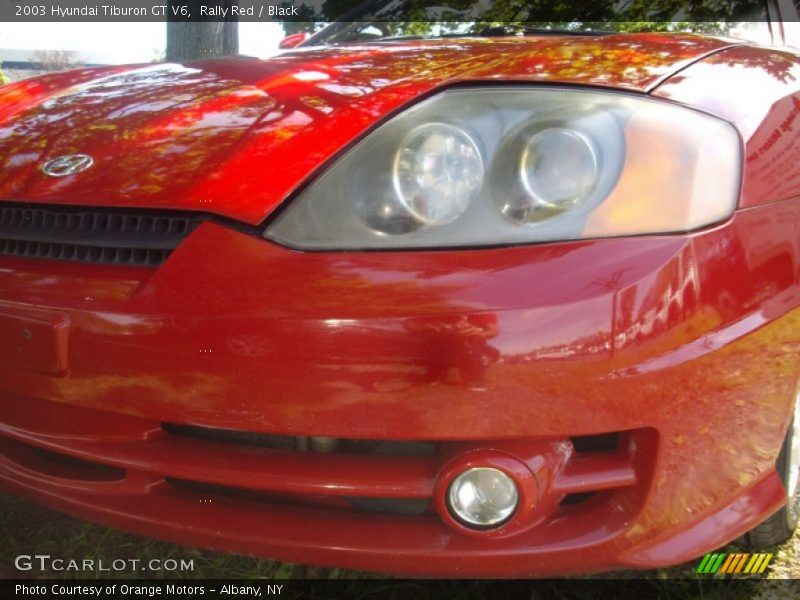 Rally Red / Black 2003 Hyundai Tiburon GT V6