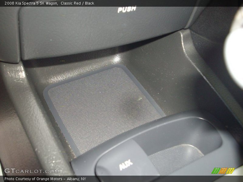 Classic Red / Black 2008 Kia Spectra 5 SX Wagon