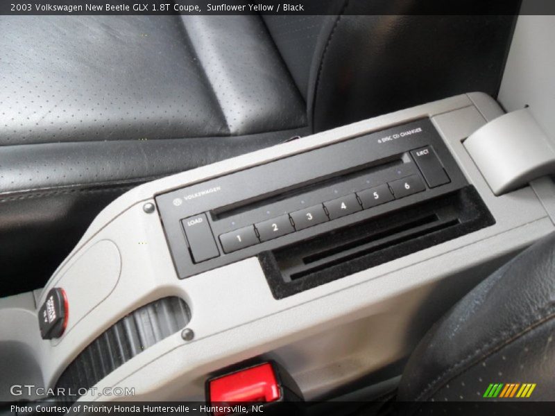 Sunflower Yellow / Black 2003 Volkswagen New Beetle GLX 1.8T Coupe