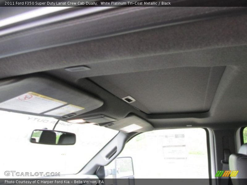 Sunroof of 2011 F350 Super Duty Lariat Crew Cab Dually