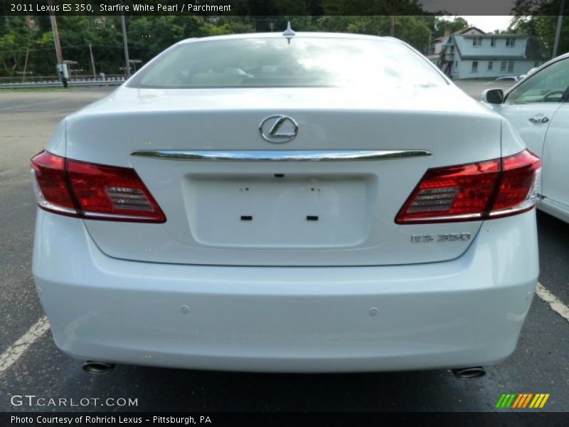Starfire White Pearl / Parchment 2011 Lexus ES 350