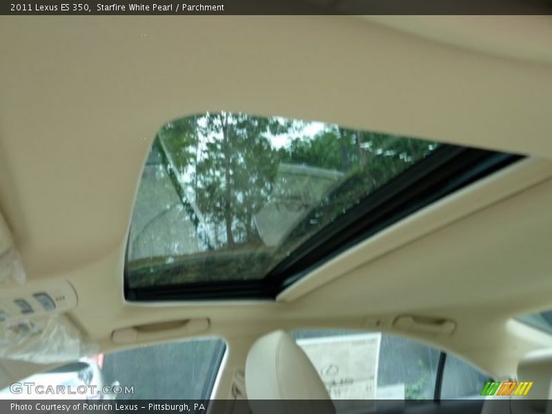 Starfire White Pearl / Parchment 2011 Lexus ES 350