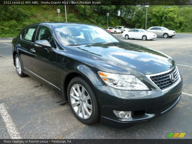 Front 3/4 View of 2011 LS 460 AWD