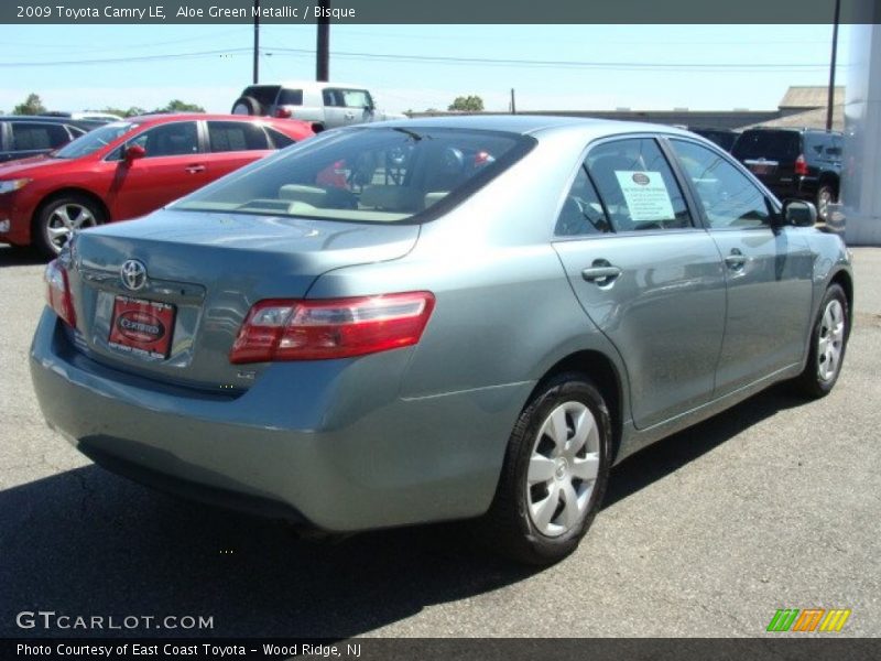 Aloe Green Metallic / Bisque 2009 Toyota Camry LE