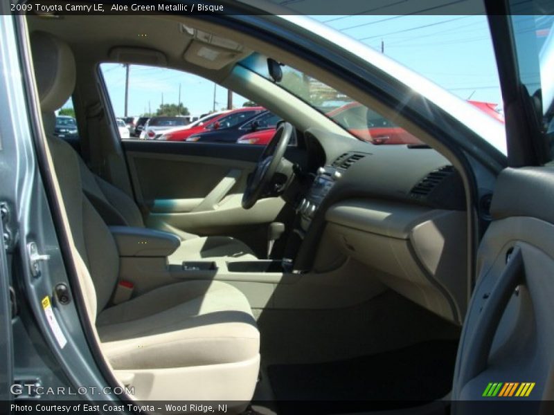 Aloe Green Metallic / Bisque 2009 Toyota Camry LE