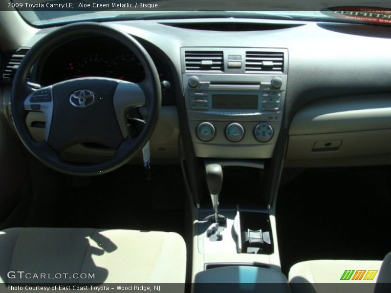 Aloe Green Metallic / Bisque 2009 Toyota Camry LE