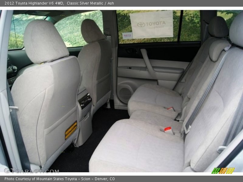 Classic Silver Metallic / Ash 2012 Toyota Highlander V6 4WD