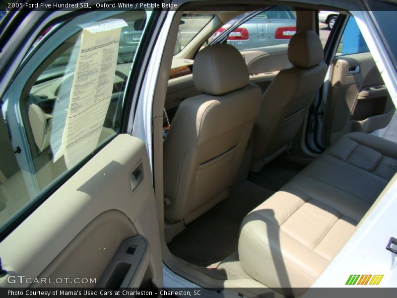 Oxford White / Pebble Beige 2005 Ford Five Hundred SEL