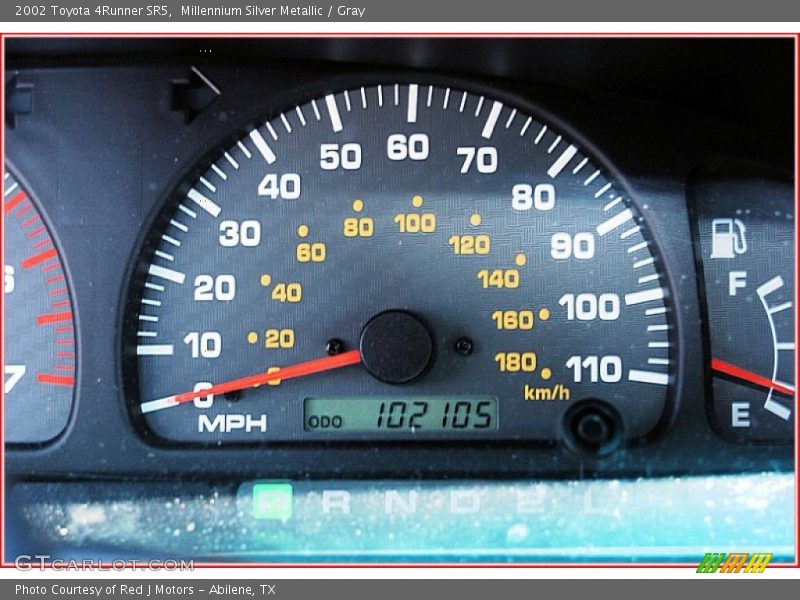 Millennium Silver Metallic / Gray 2002 Toyota 4Runner SR5