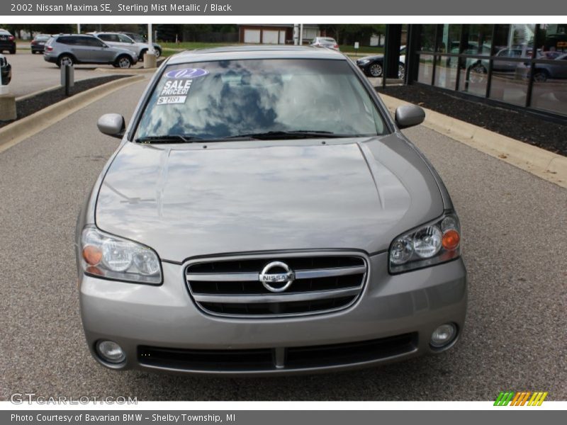 Sterling Mist Metallic / Black 2002 Nissan Maxima SE