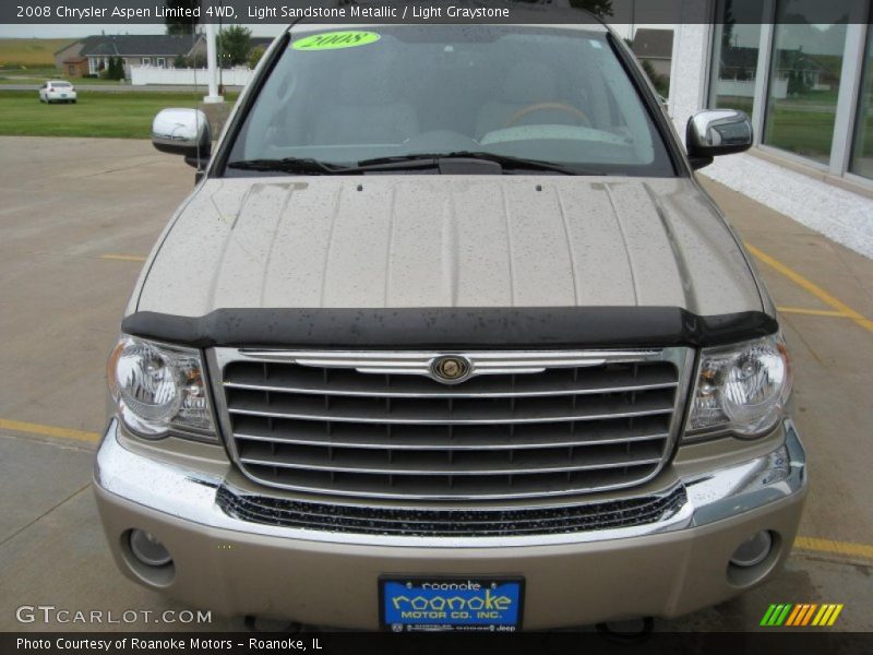 Light Sandstone Metallic / Light Graystone 2008 Chrysler Aspen Limited 4WD