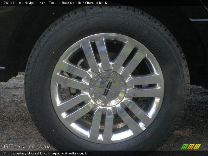Tuxedo Black Metallic / Charcoal Black 2011 Lincoln Navigator 4x4