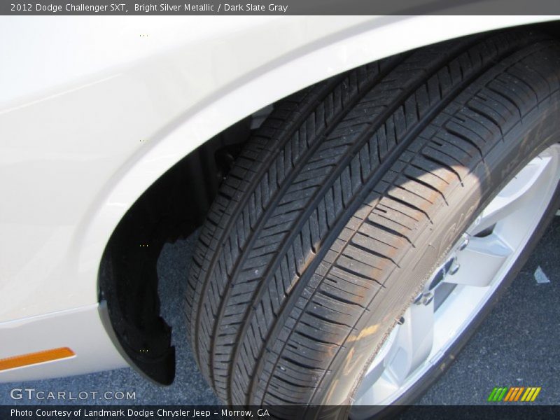 Bright Silver Metallic / Dark Slate Gray 2012 Dodge Challenger SXT