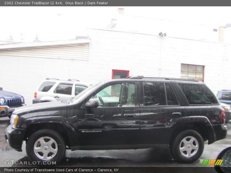 Onyx Black / Dark Pewter 2002 Chevrolet TrailBlazer LS 4x4