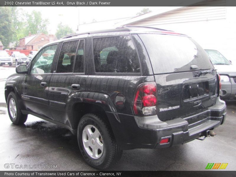 Onyx Black / Dark Pewter 2002 Chevrolet TrailBlazer LS 4x4