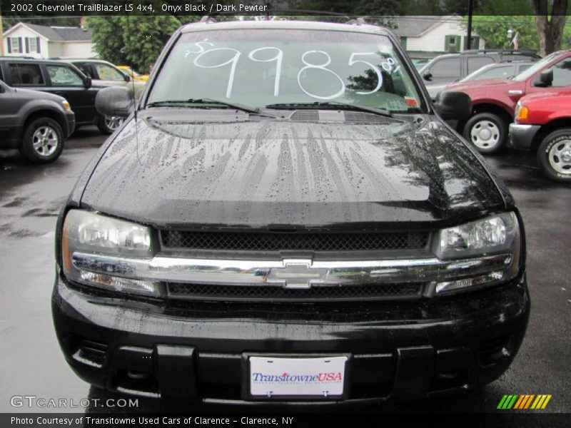 Onyx Black / Dark Pewter 2002 Chevrolet TrailBlazer LS 4x4