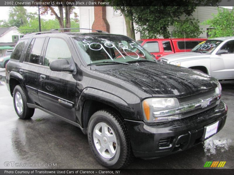 Onyx Black / Dark Pewter 2002 Chevrolet TrailBlazer LS 4x4